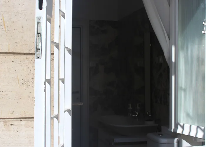 Dad's Atelier Bed & Breakfast