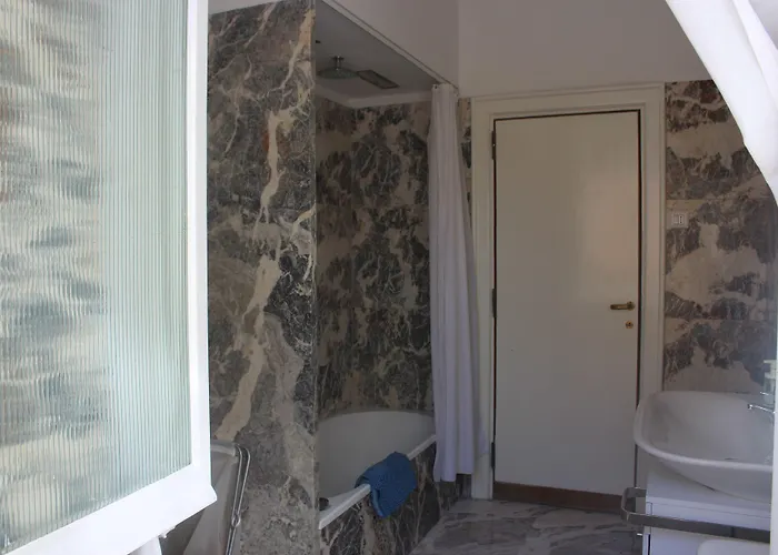 Dad's Atelier Bed & Breakfast